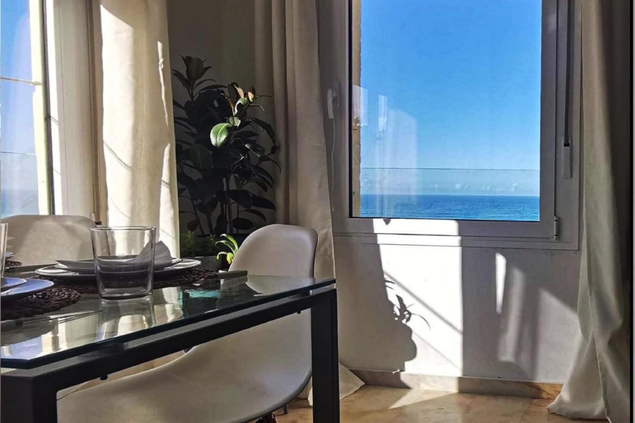 Romantica Vista Al Paseo Maritimo De كاديز المظهر الخارجي الصورة
